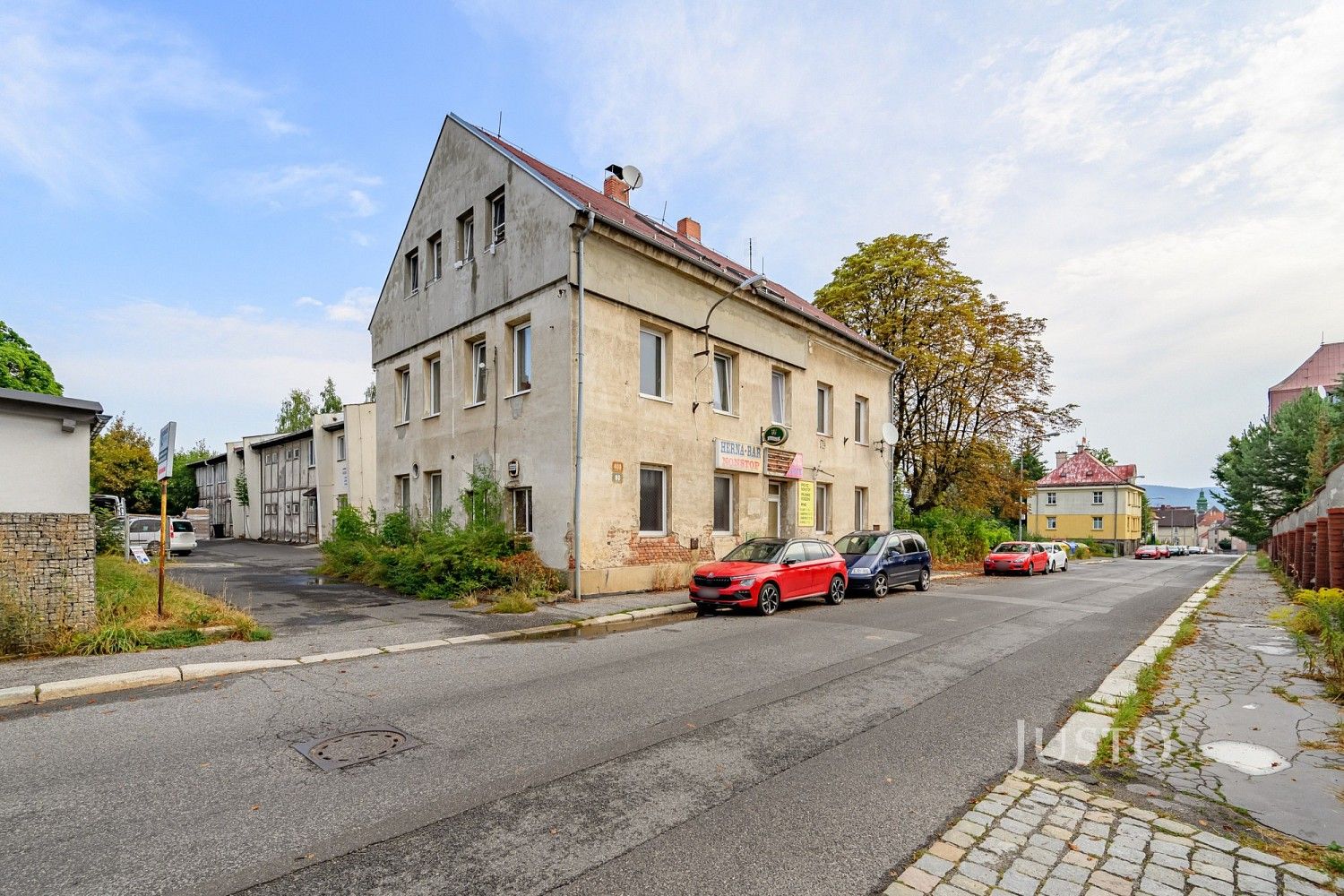 Obchodní prostory, 142 m²