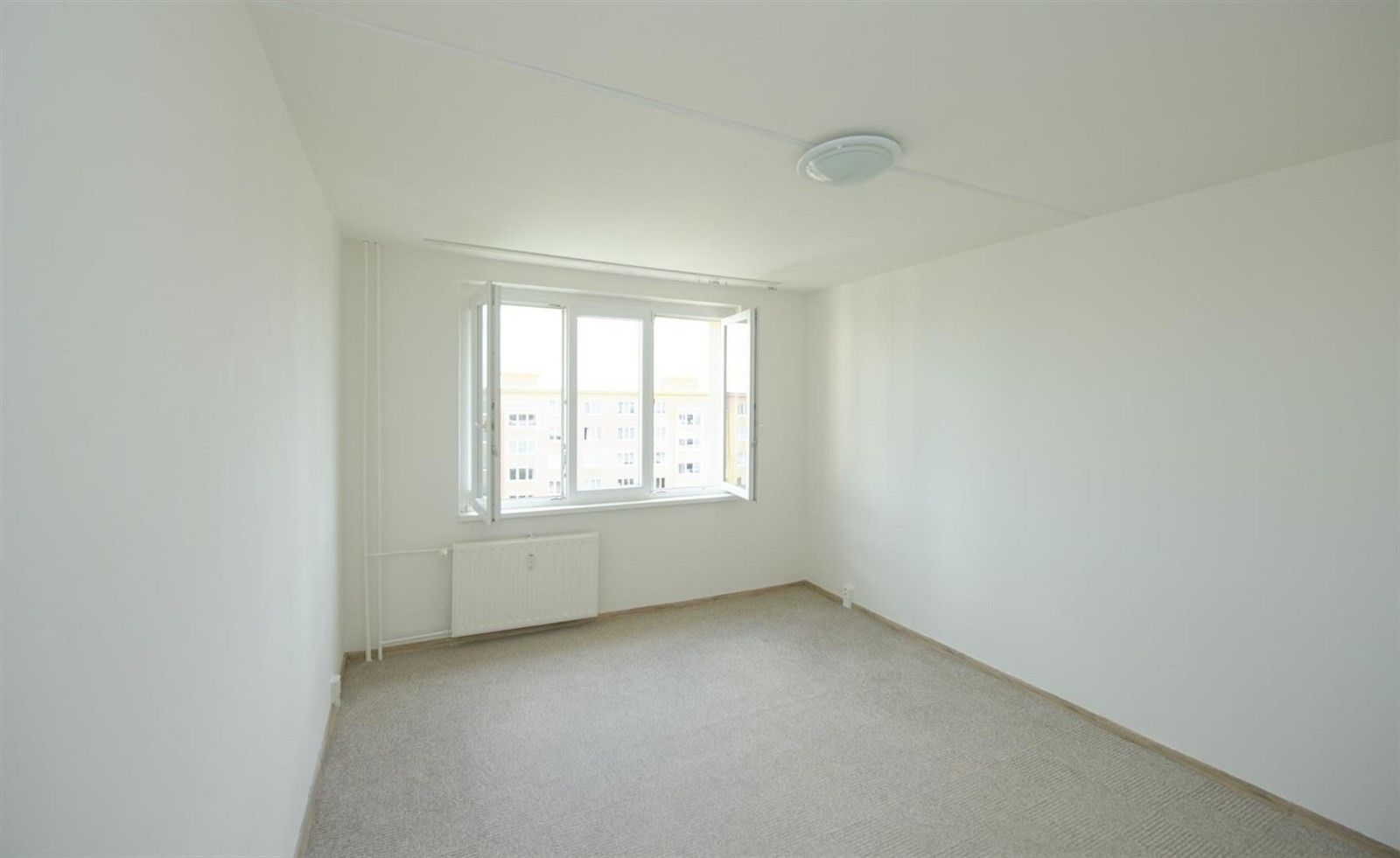 Byt 2+1 · 51 m² · Zahradní 5171, Chomutov - 3