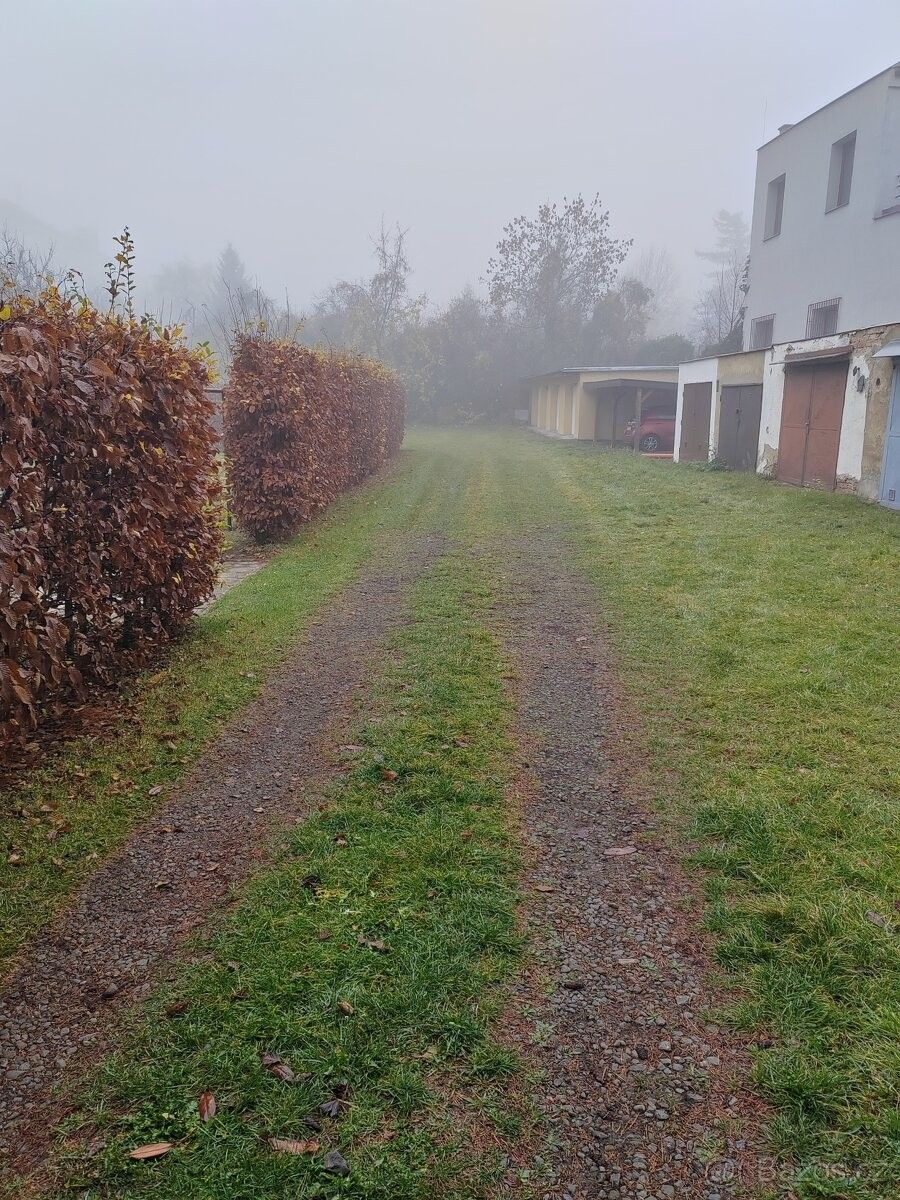 Garáže, Prostějov, 796 01