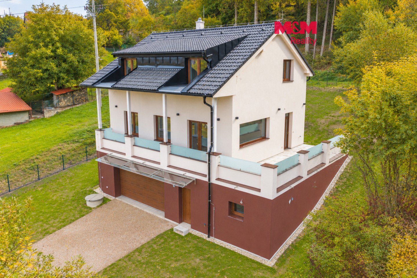 Rodinné domy, Hradečno, 198 m² - 1