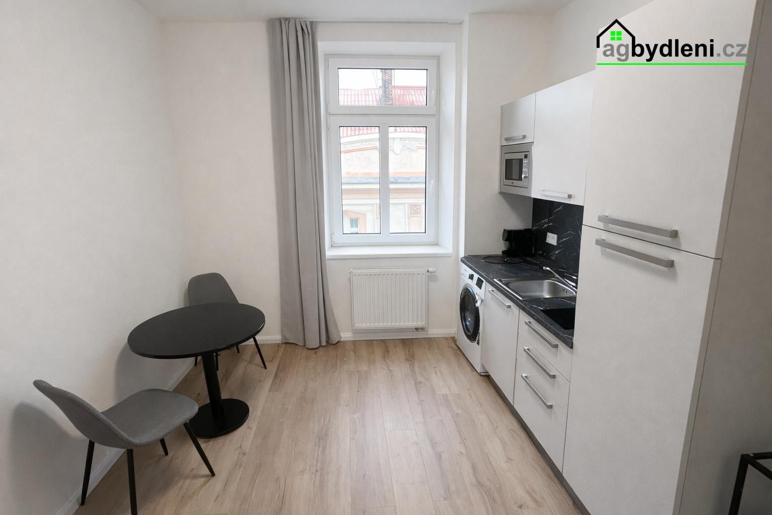 Pronájem byt 2+kk - Kotkova, Plzeň, 34 m²