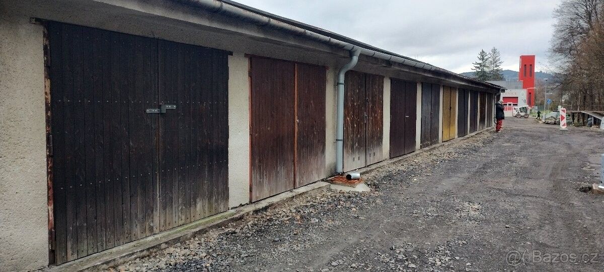 Garáže, Vsetín, 755 01