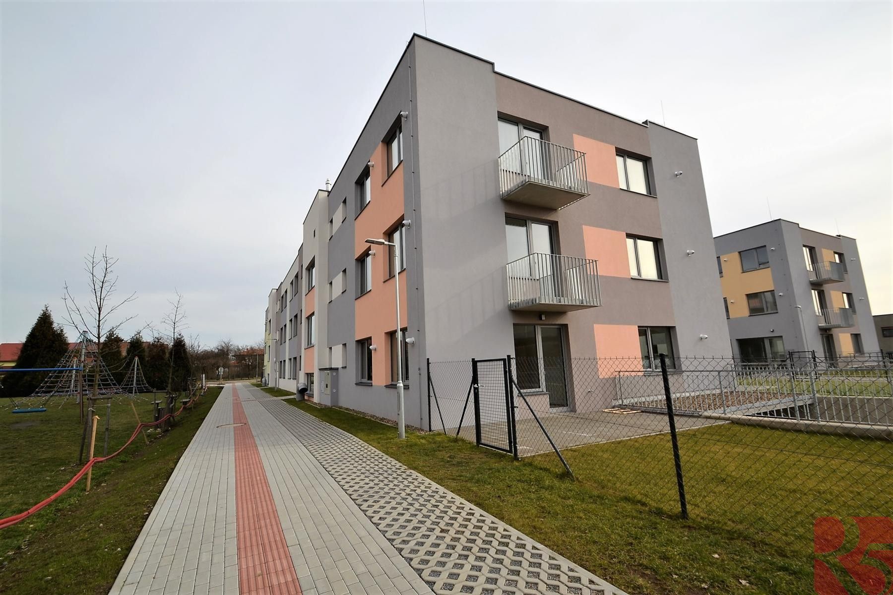 Ostatní, Formanská, Praha, 13 m²