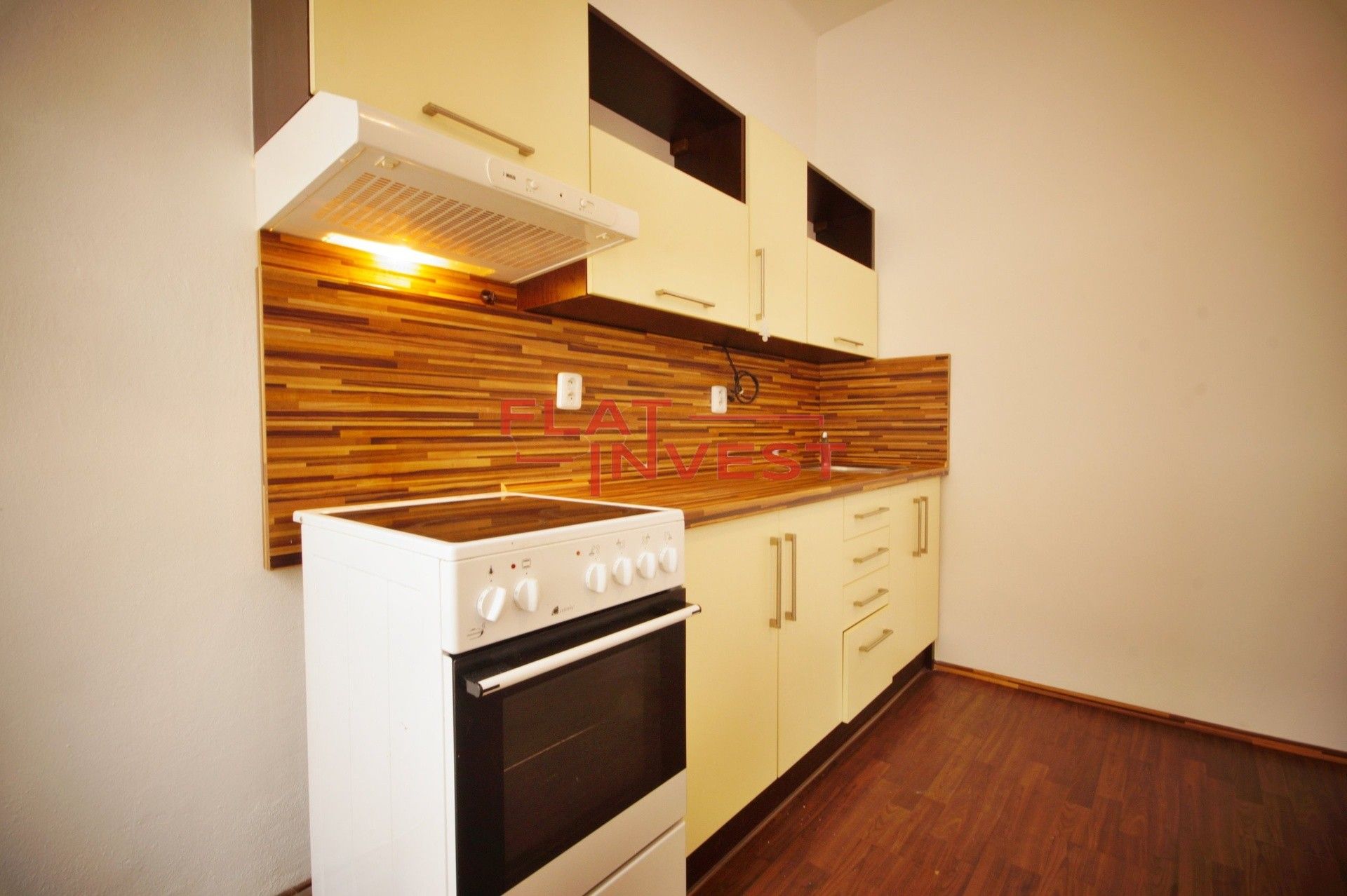 Pronájem byt 1+kk - Šlikova, Liberec, 24 m² - 2