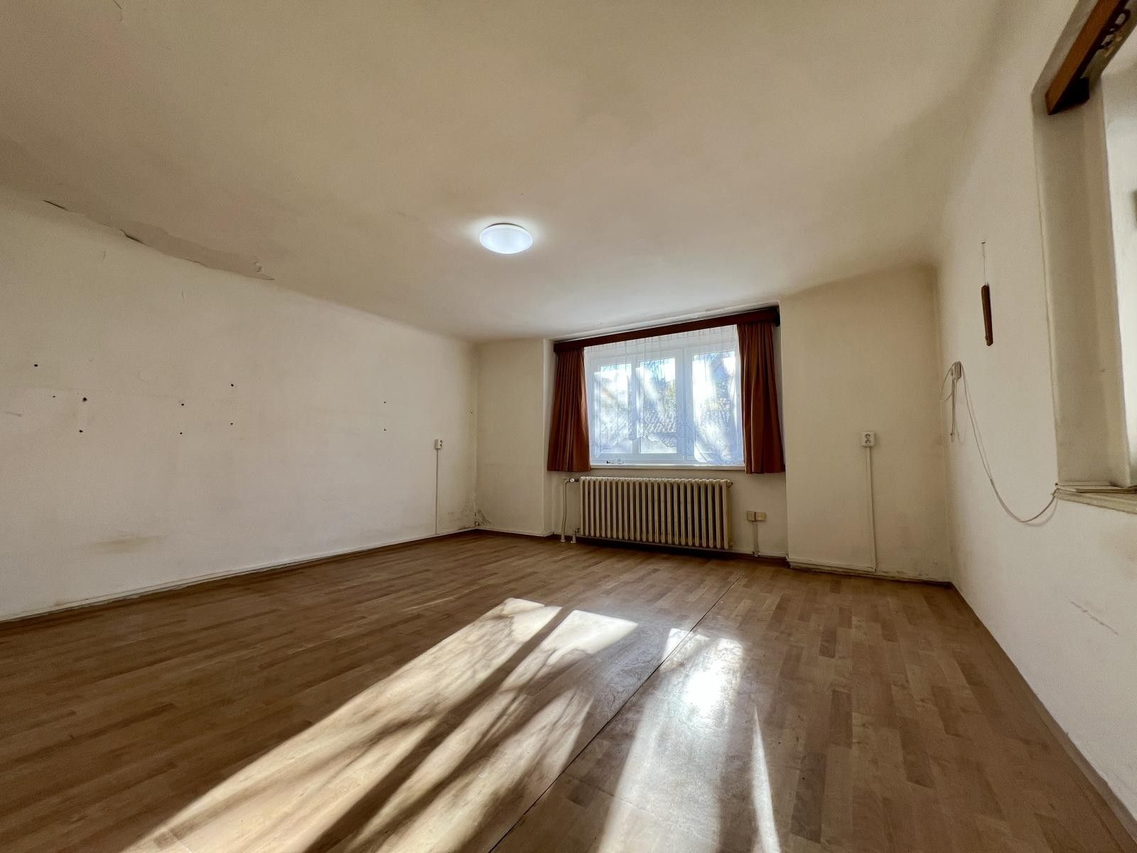 Prodej rodinný dům - Pod Skálou, Holubice, 168 m²