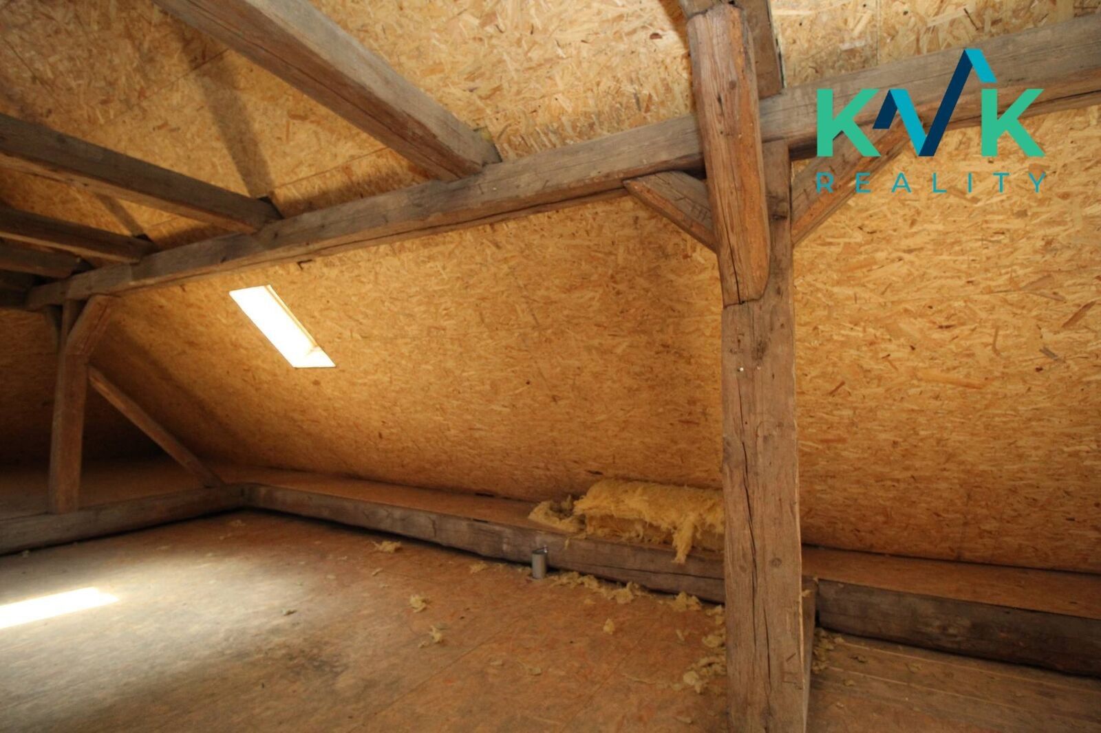 Prodej rodinný dům - Farní, Plesná, 360 m² - 5