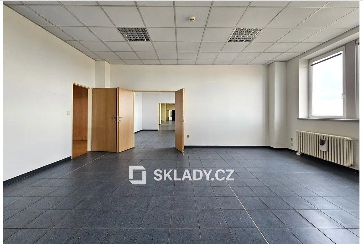 Pronájem sklad - Čakovice, Praha, 714 m²