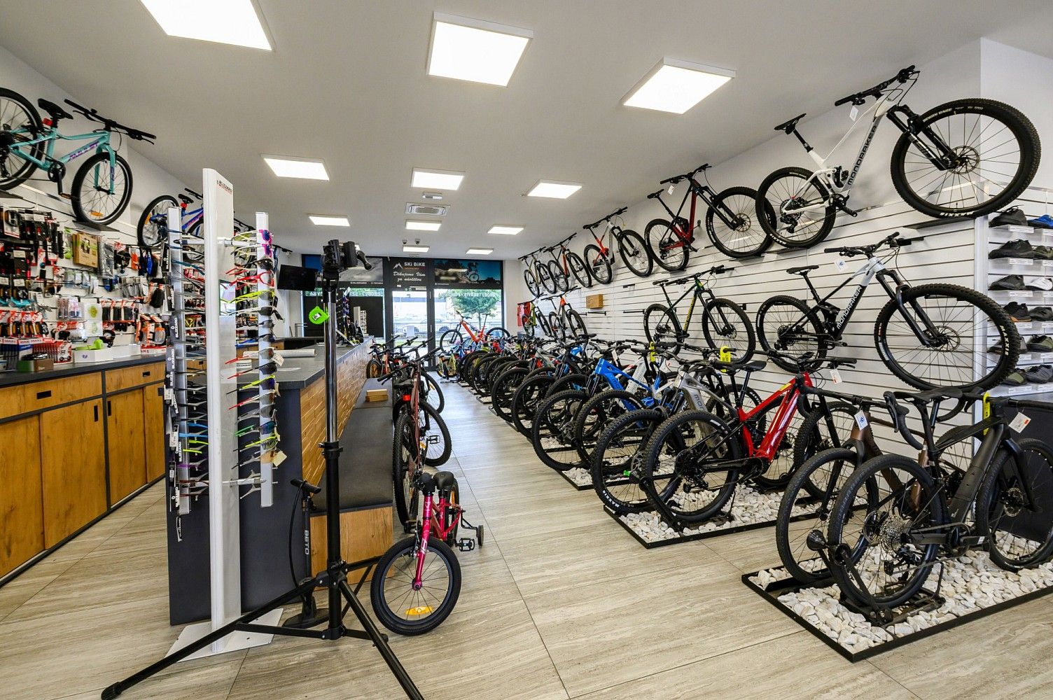 Obchodní prostory · 304 m² · Plzeň - Severní Předměstí, okres Plzeň-město, Plzeňský kraj - 4