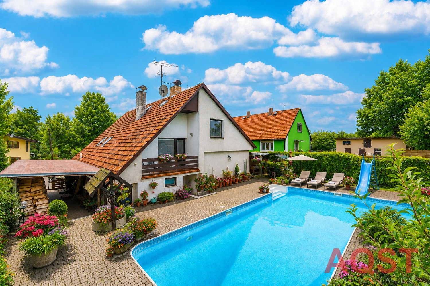 Rodinné domy, Mělnické Vtelno, okres Mělník, Středočeský kraj, 272 m² - 1
