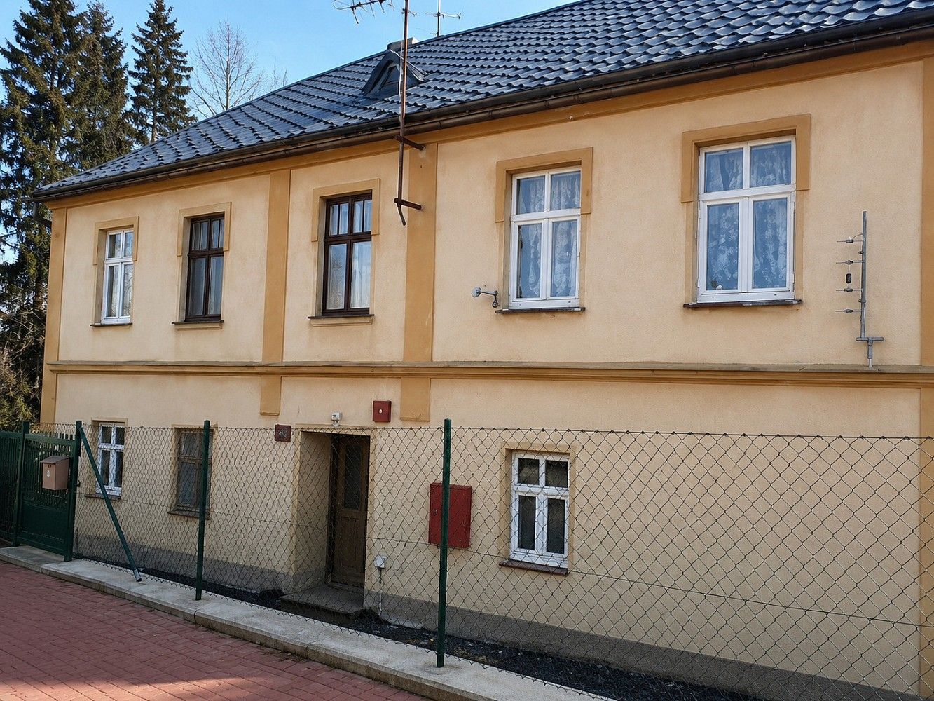 Rodinné domy, Lomnice, okres Bruntál, 135 m² - 2