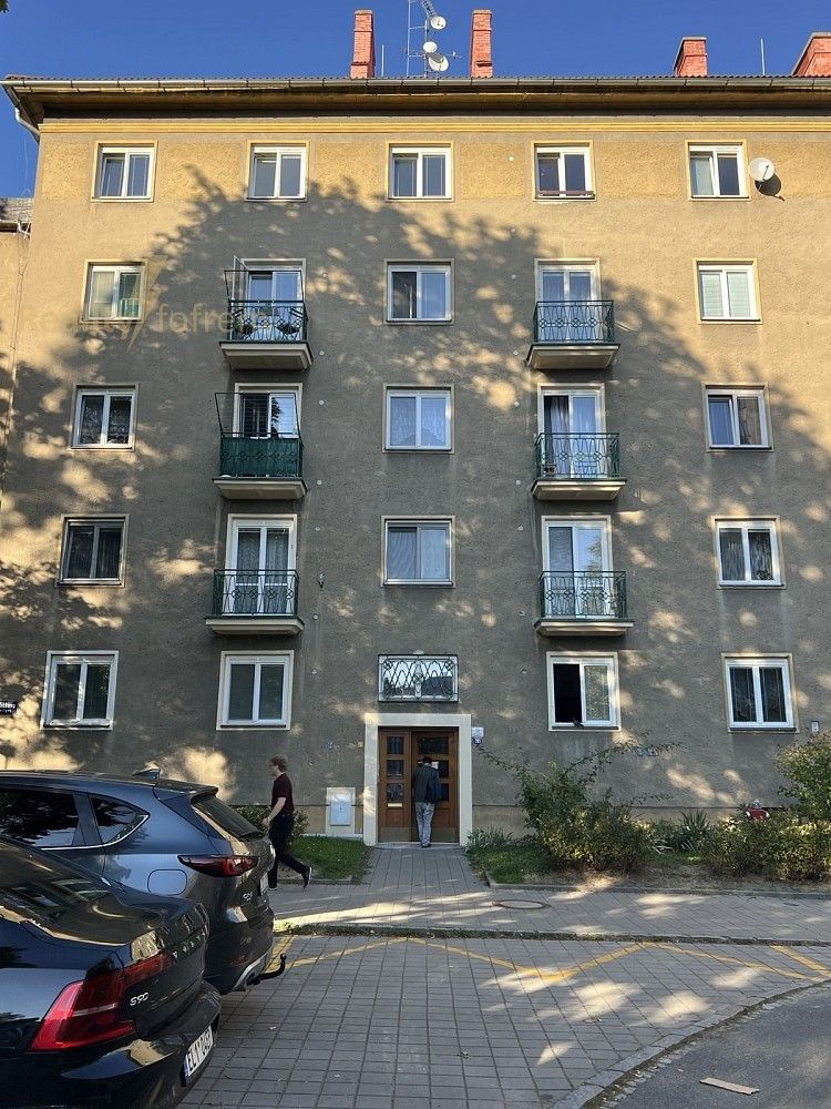 3+1, Havlíčkovo náměstí, Ostrava - Poruba, 66 m²