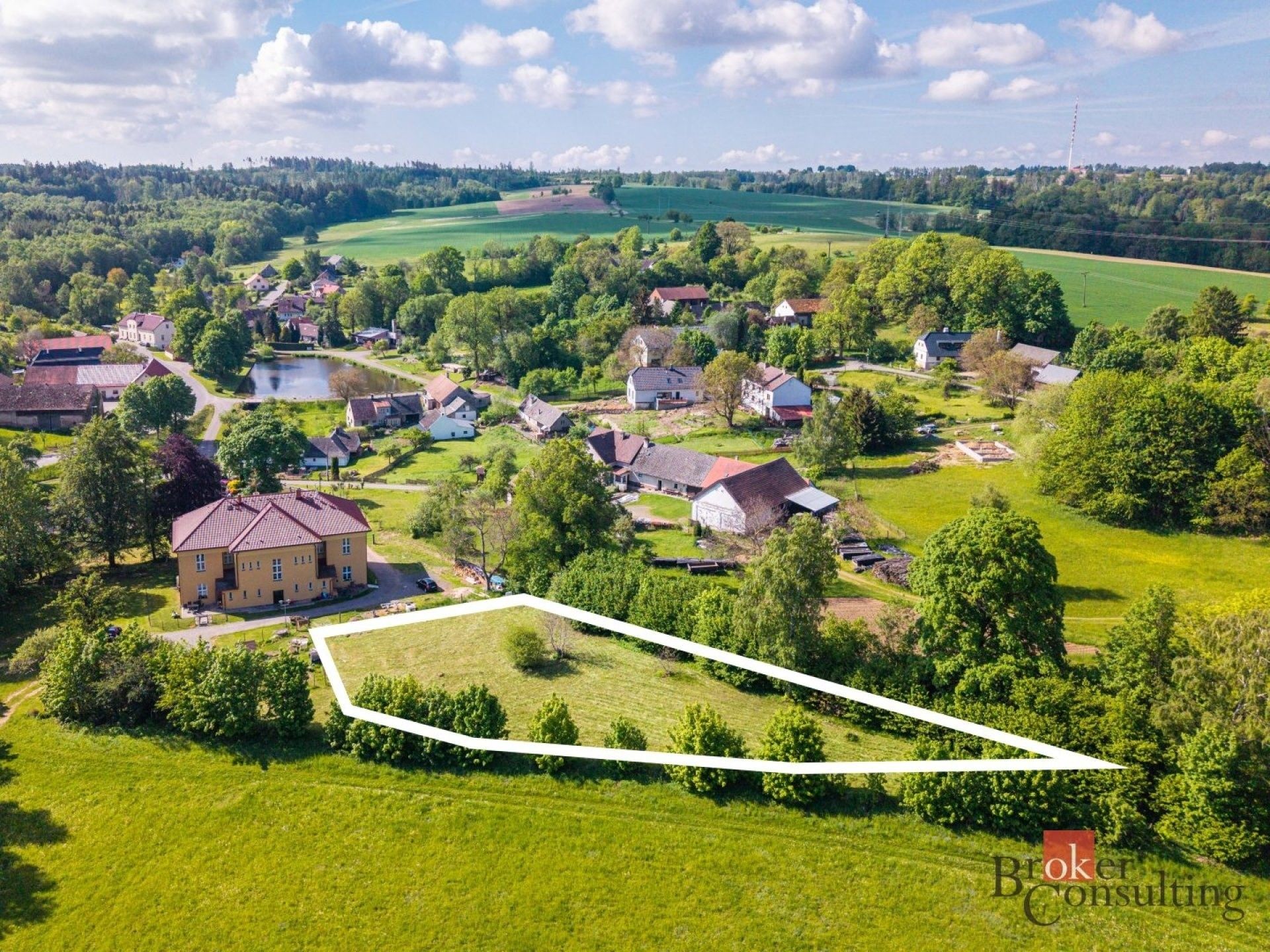 Pozemek pro bydlení, 1 913 m²