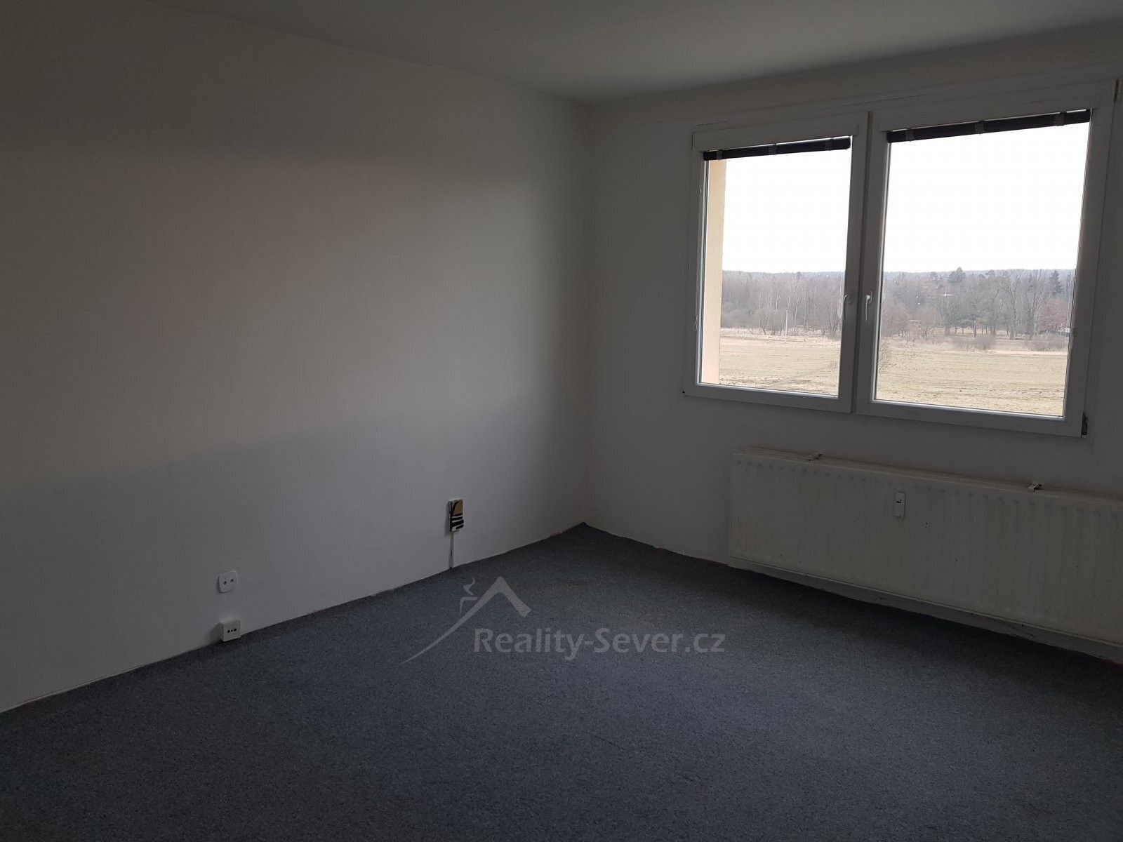 Pronájem byt 2+kk - Jižní, Stráž pod Ralskem, 35 m²