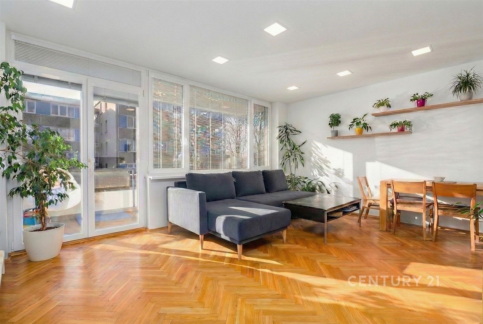 Pronájem byt 4+kk - Ostravská, Liberec, 70 m²