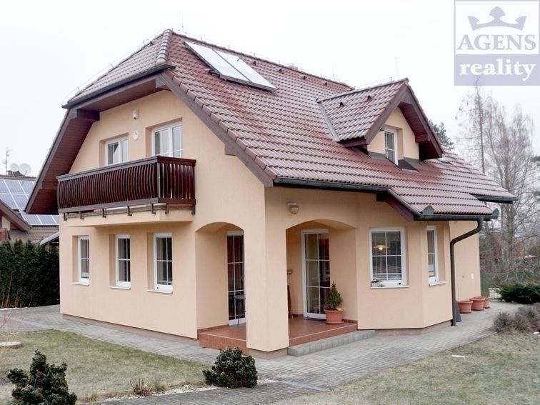 Rodinné domy, Kostelec nad Černými Lesy, 281 63