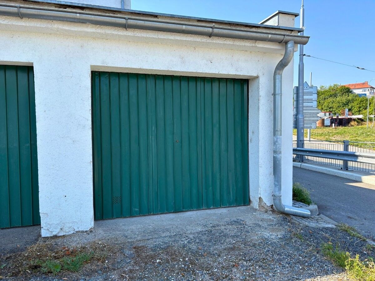Garáže, Brno, 614 00 - 1