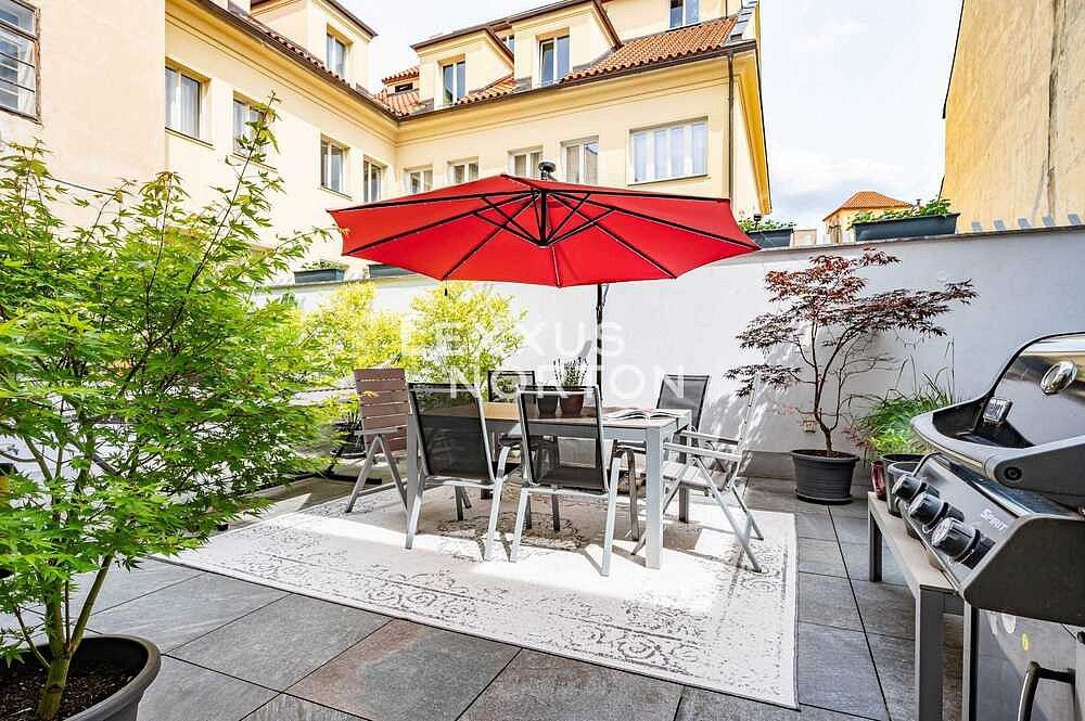 Byt 6+kk a více · 410 m² · Praha - Malá Strana, okres Praha 1, Hlavní město Praha - 3