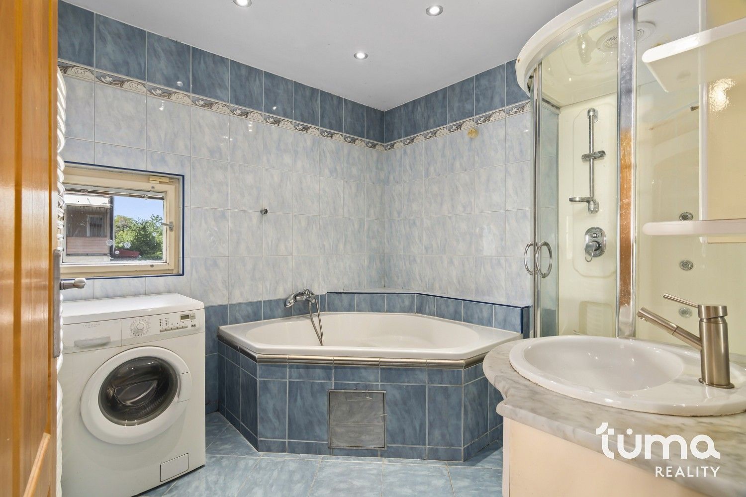 Prodej rodinný dům - Praha - Horní Měcholupy, okres Praha 15, Hlavní město Praha, 156 m² - 5