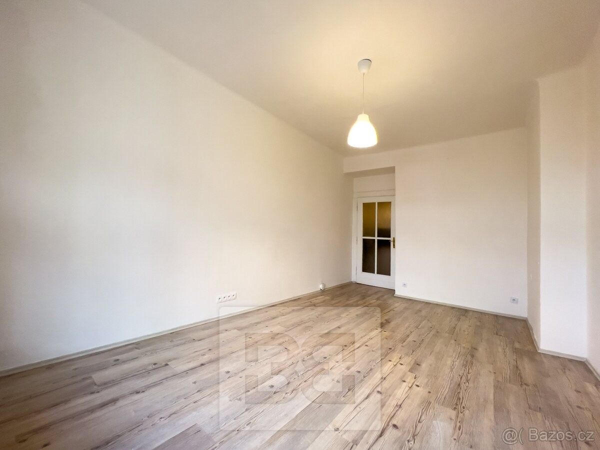 Pronájem byt - Praha, 130 00
