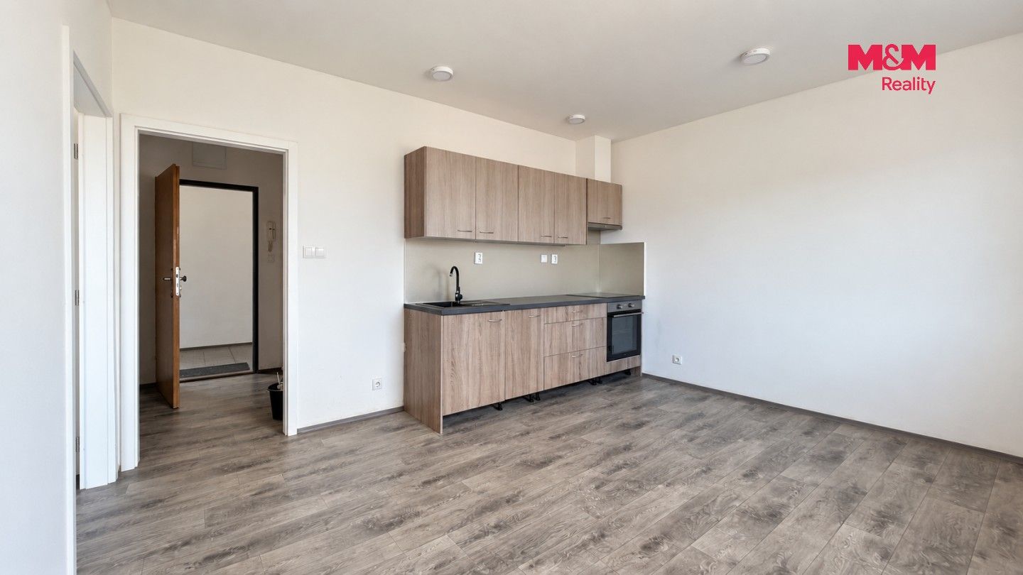 Byt 2+kk · 38 m² · Říční, Louny - 3