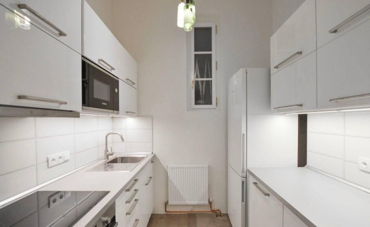 1+1, V tůních, Praha, 33 m² - 2