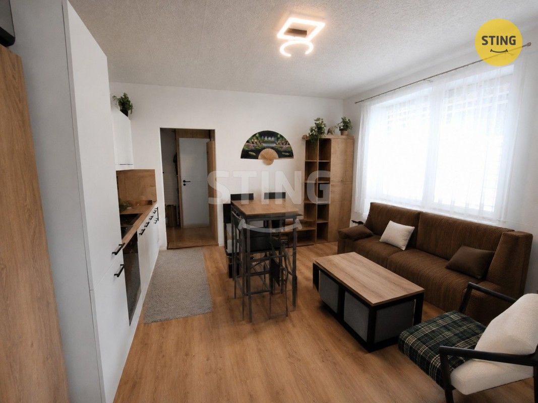 2+kk, Hany Kvapilové , Ostrava Mariánské Hory, 38 m² - 2