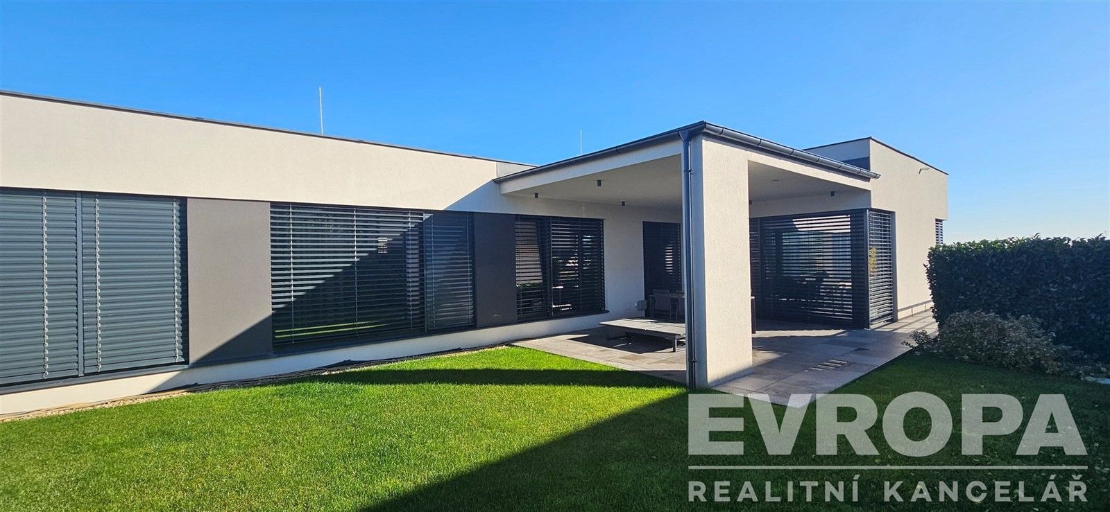 Prodej rodinný dům - U Hájku, Moravany, 197 m²