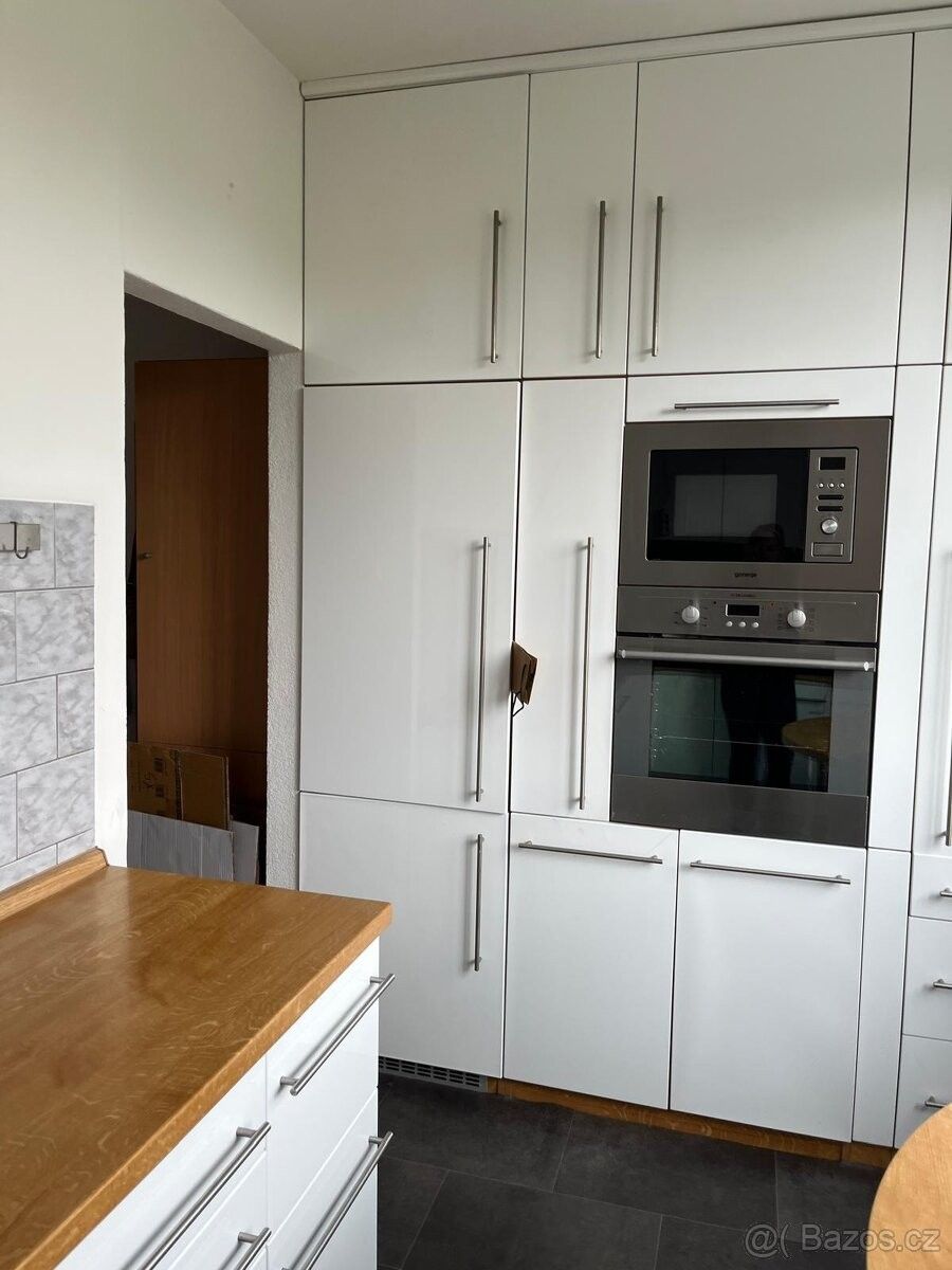 Byty, Ostrava, 700 30