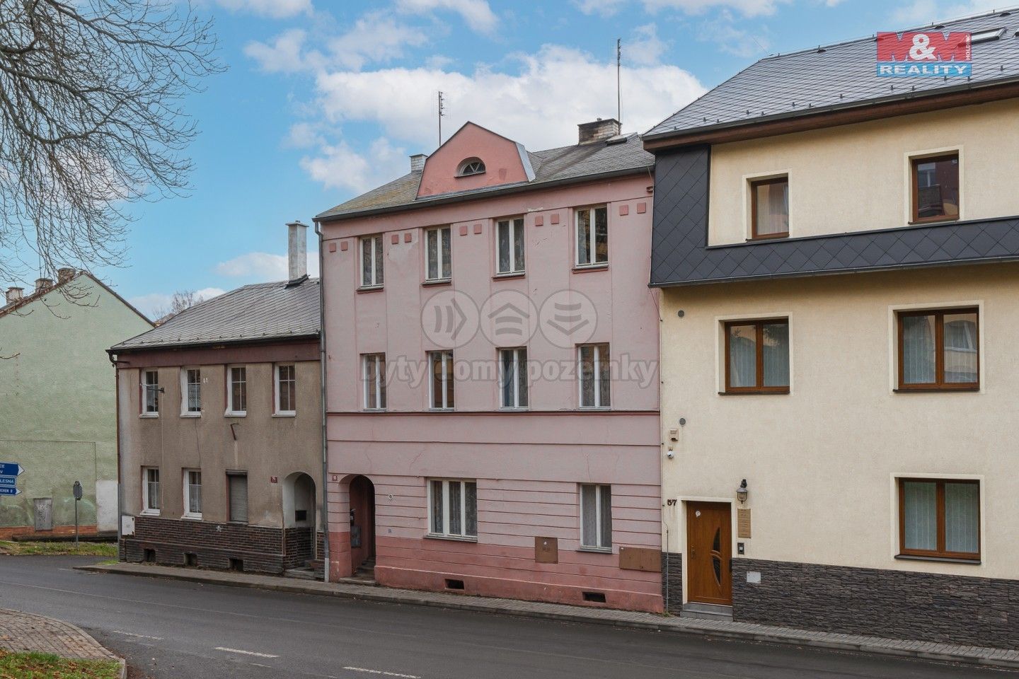 Prodej rodinný dům - Příčná, Luby, 195 m²