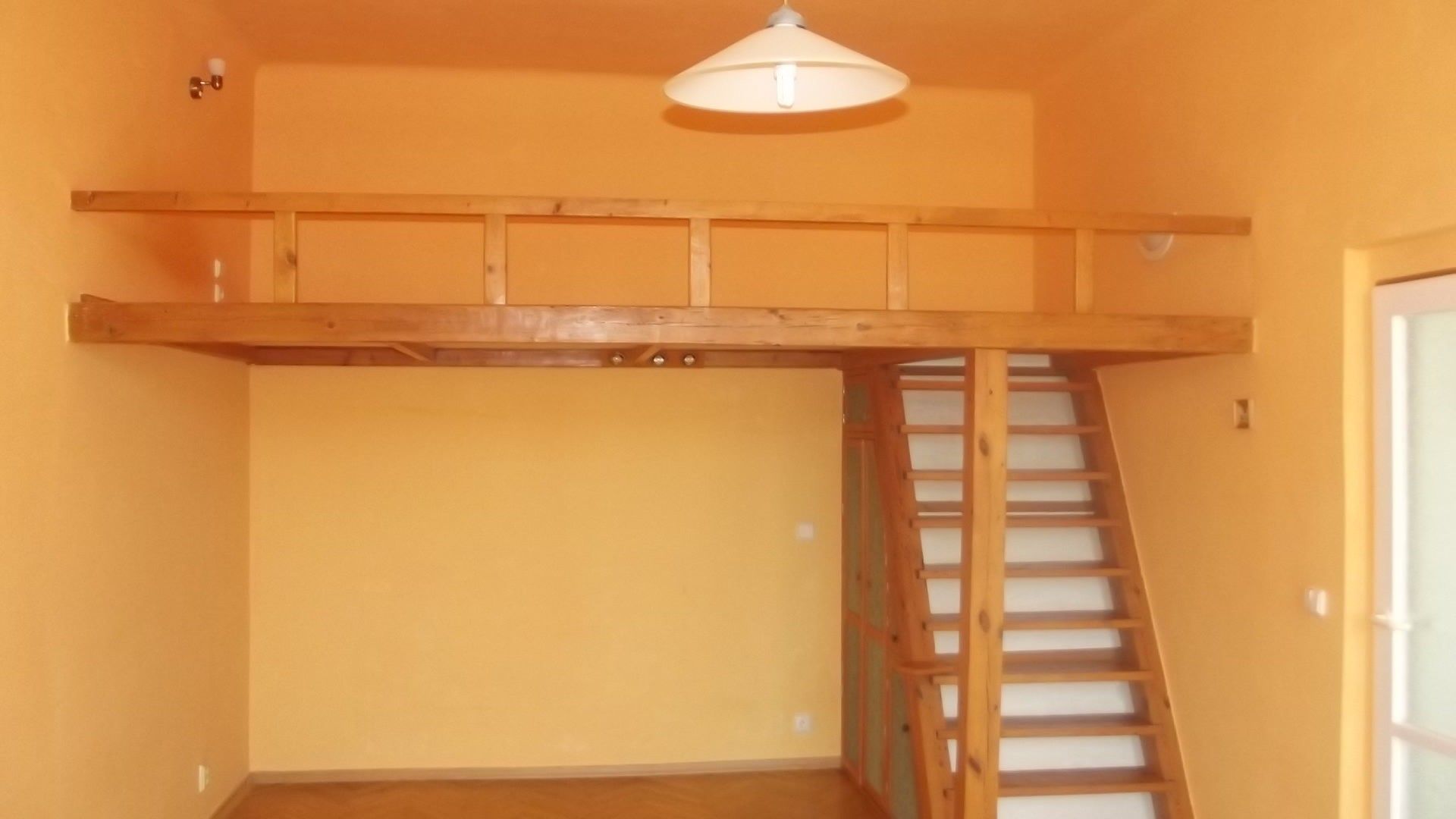 Byt 2+1 · 60 m² · B. Smetany, České Budějovice 3 - 4