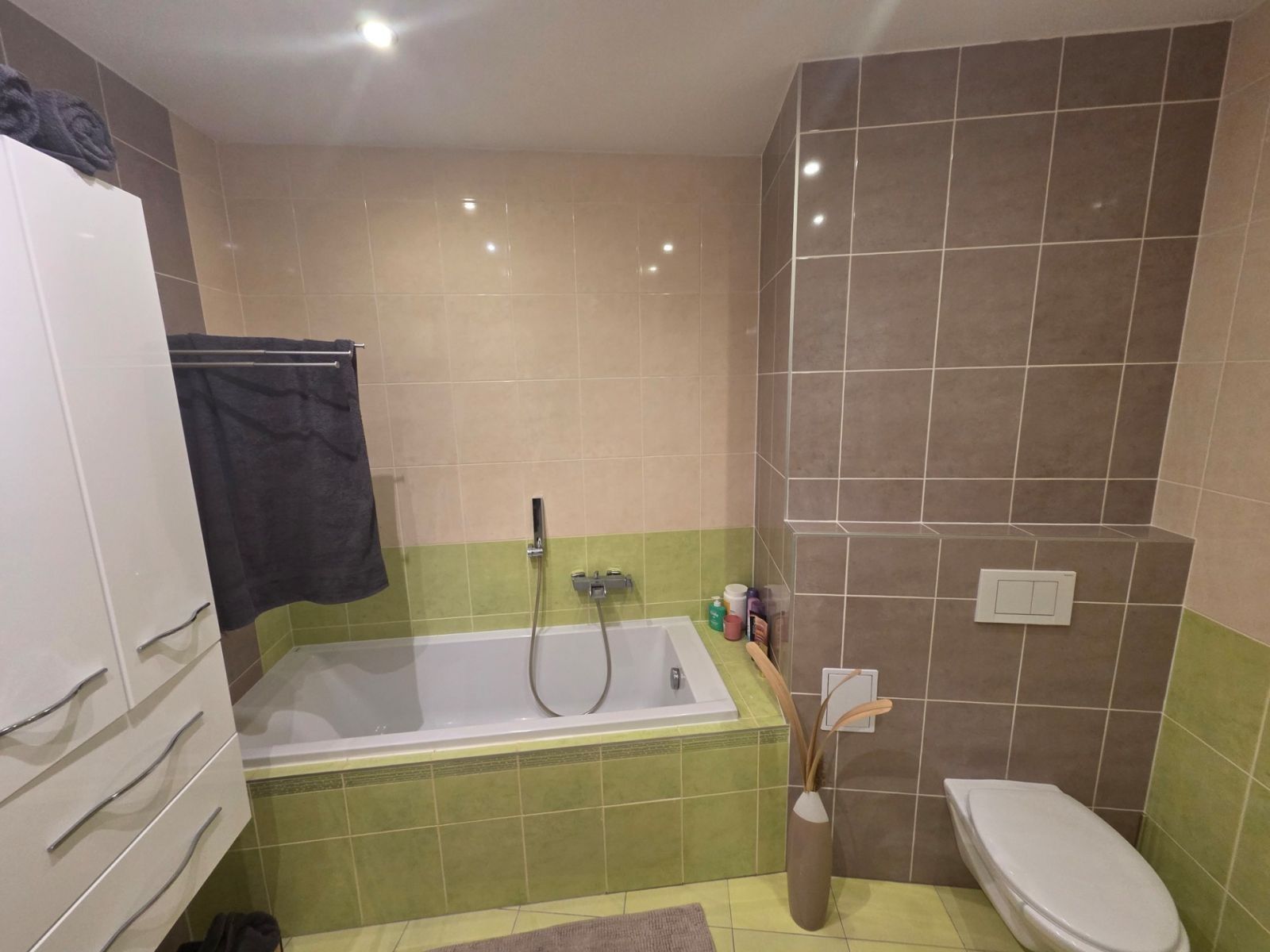 Byt 2+kk · 57 m² · Okružní, Hradec Králové - Hradec Králové, Královéhradecký kraj - 3