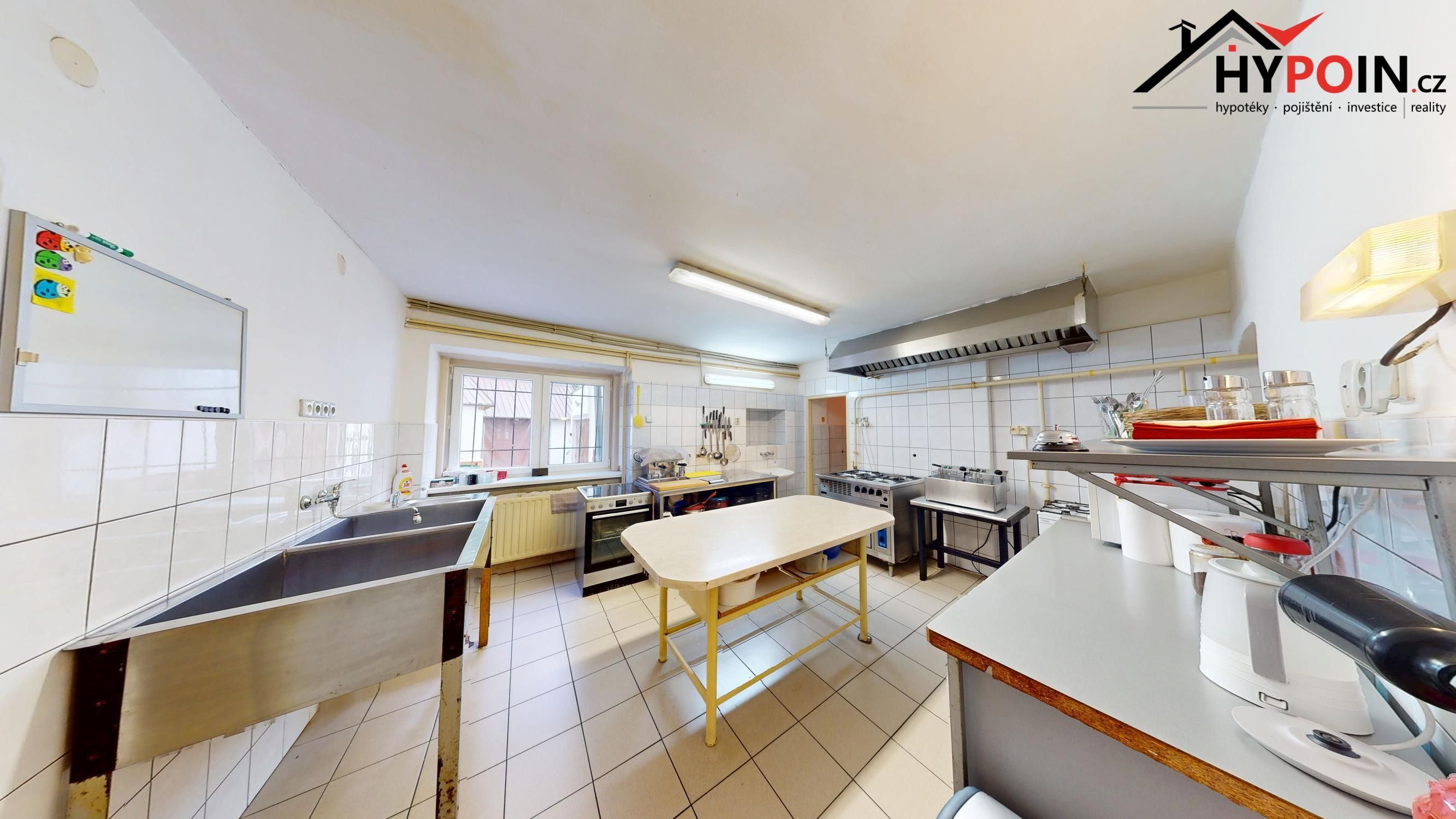 Restaurace · 550 m² · Kvasiny - 4