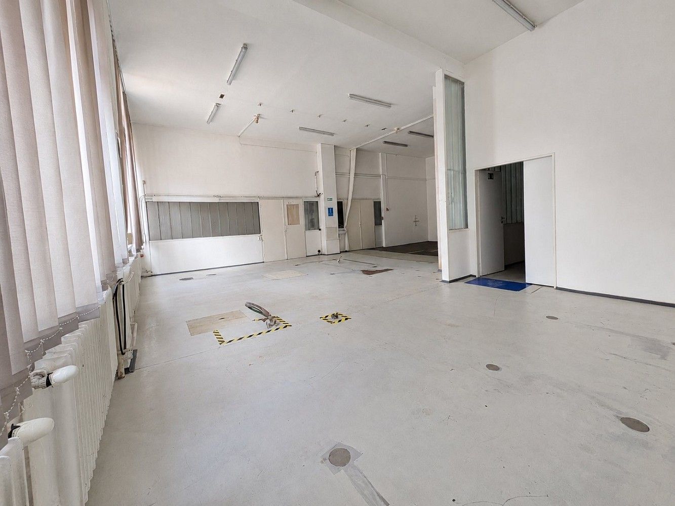 Sklad, 134 m²