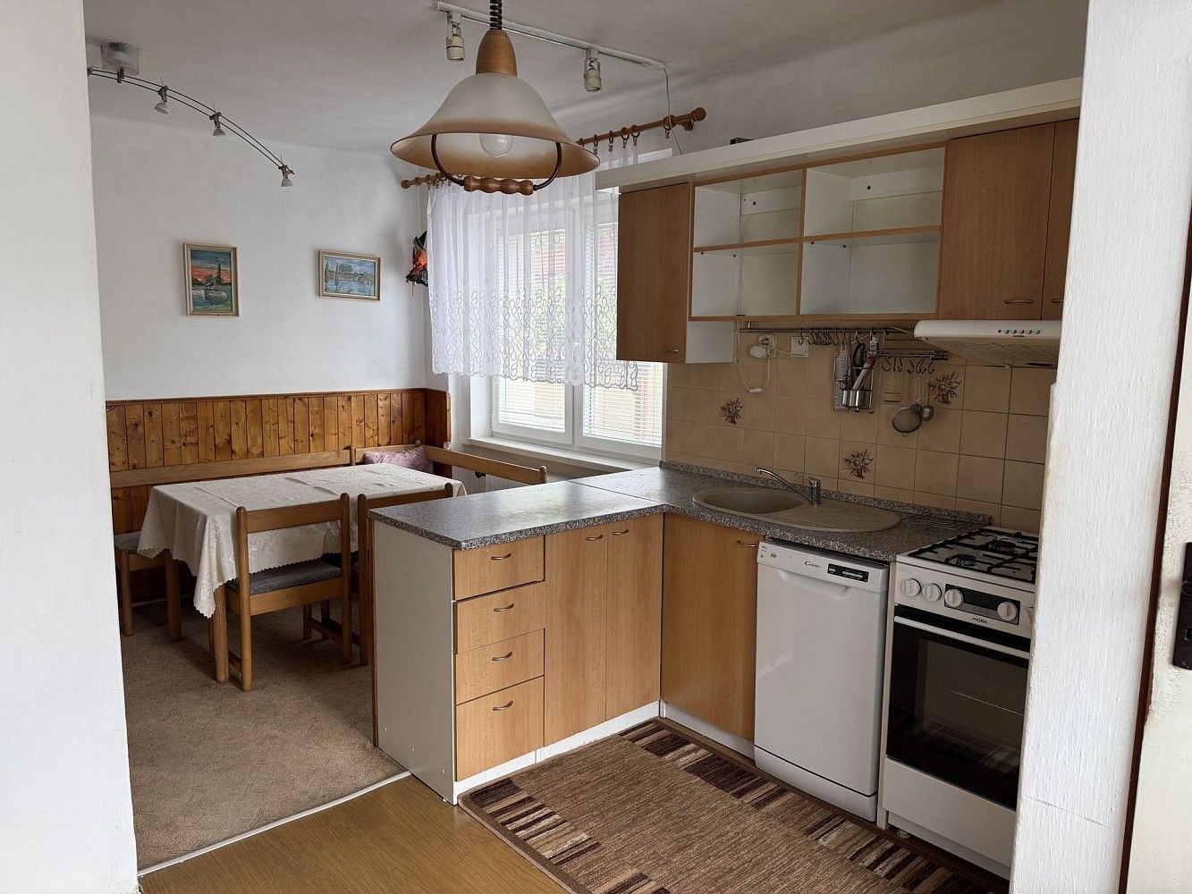 Prodej rodinný dům - Kly - Lom, okres Mělník, Středočeský kraj, 198 m² - 5