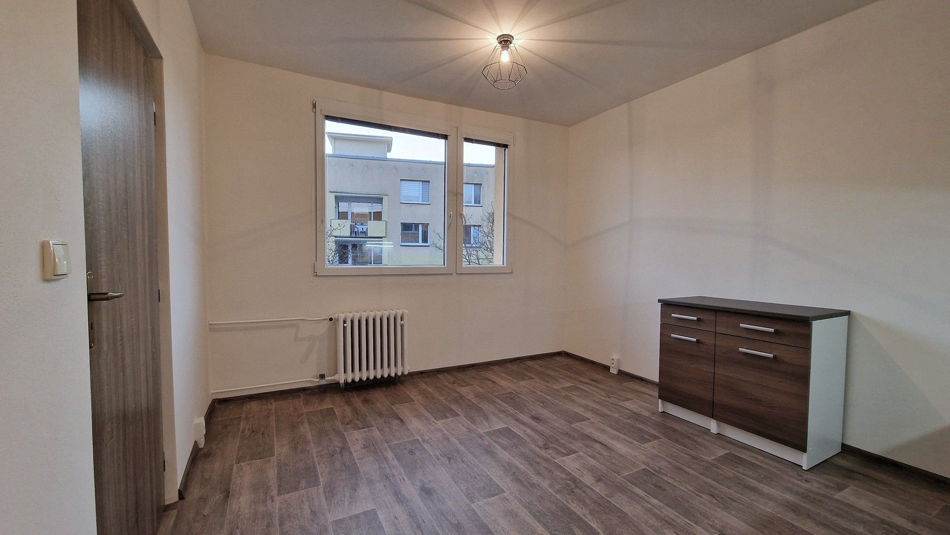 Prodej byt 1+1 - Tuchomyšlská, Chlumec, 38 m²