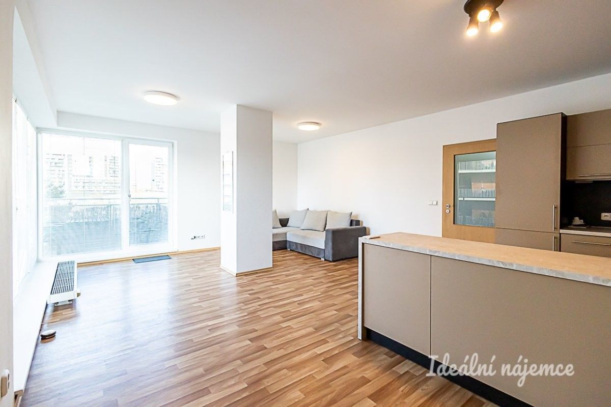 2+kk, Vorařská, Praha, 69 m²