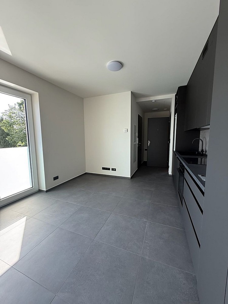 Prodej byt 1+kk - Spojovací, Mukařov, okres Praha-východ, 24 m² - 5