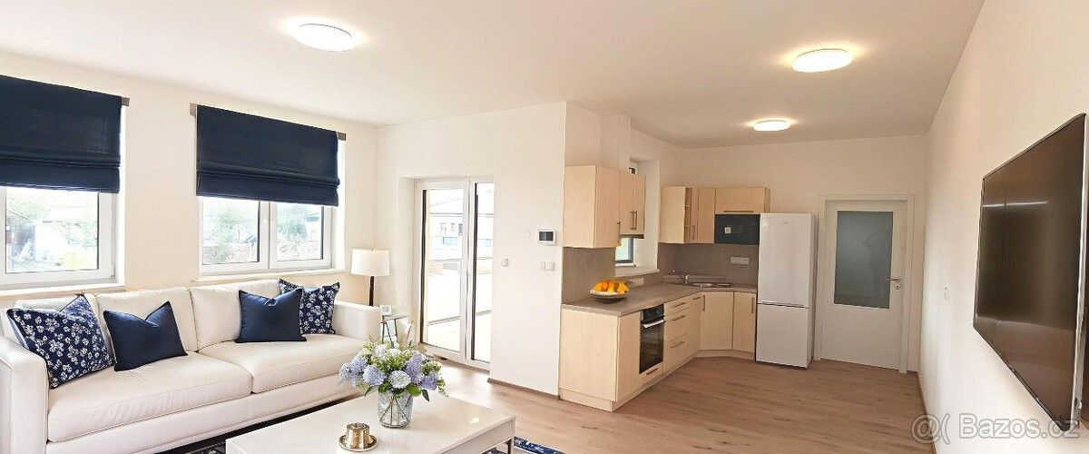 Prodej byt - Hevlín, 671 69