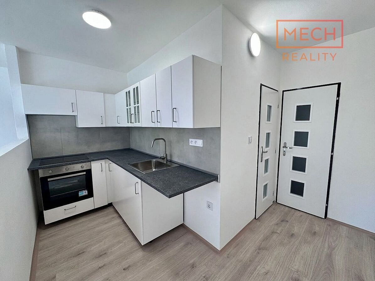 1+1, Meziboří, okres Most, Ústecký kraj, 35 m² - 2