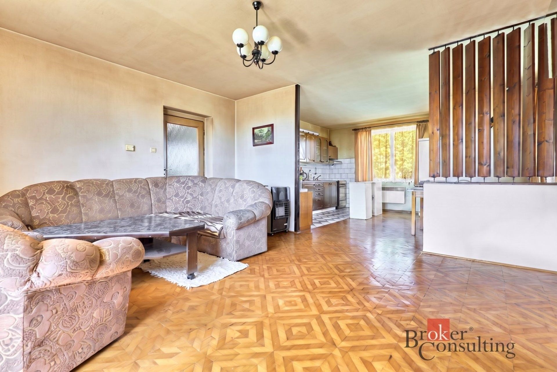 Prodej rodinný dům - Višňová, Skalná, 335 m² - 5