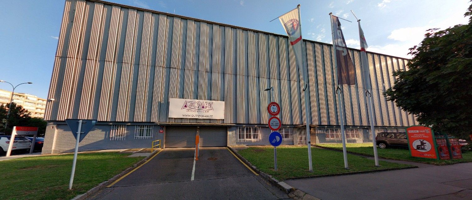 Garáž · 14 m² · Praha - Podolí, okres Praha 4, Hlavní město Praha - 3