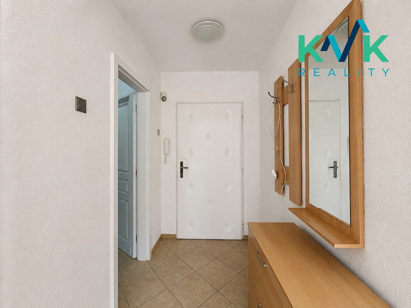 Byt 2+1 · 74 m² · Karlovy Vary, Karlovarský kraj - 4