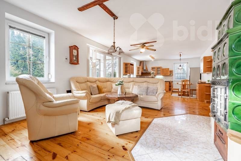 Prodej rodinný dům - Jilem, 180 m²