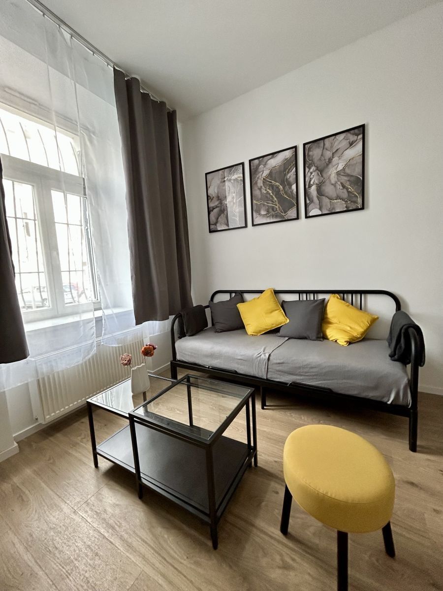 Pronájem byt - Na Plzeňce, Praha - Smíchov, 53 m² - 5