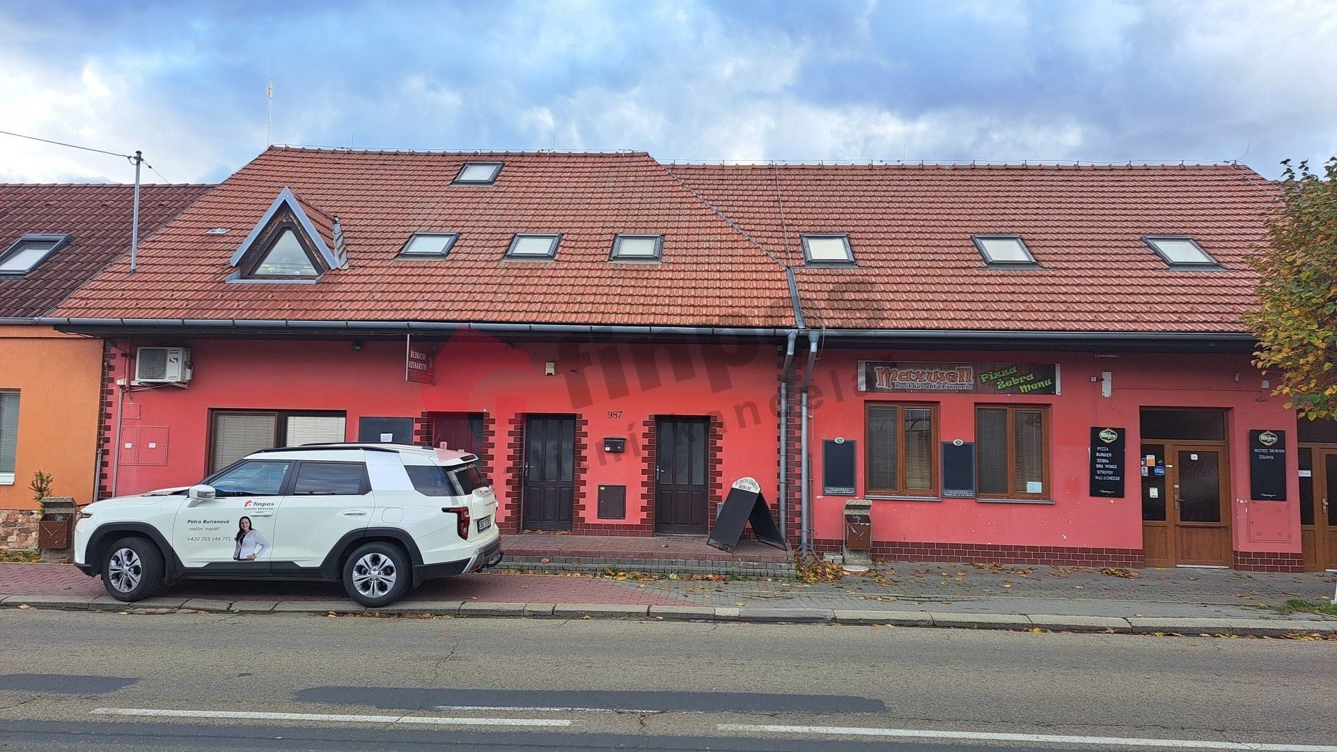 Restaurace, Nádražní, Újezd u Brna, 205 m²