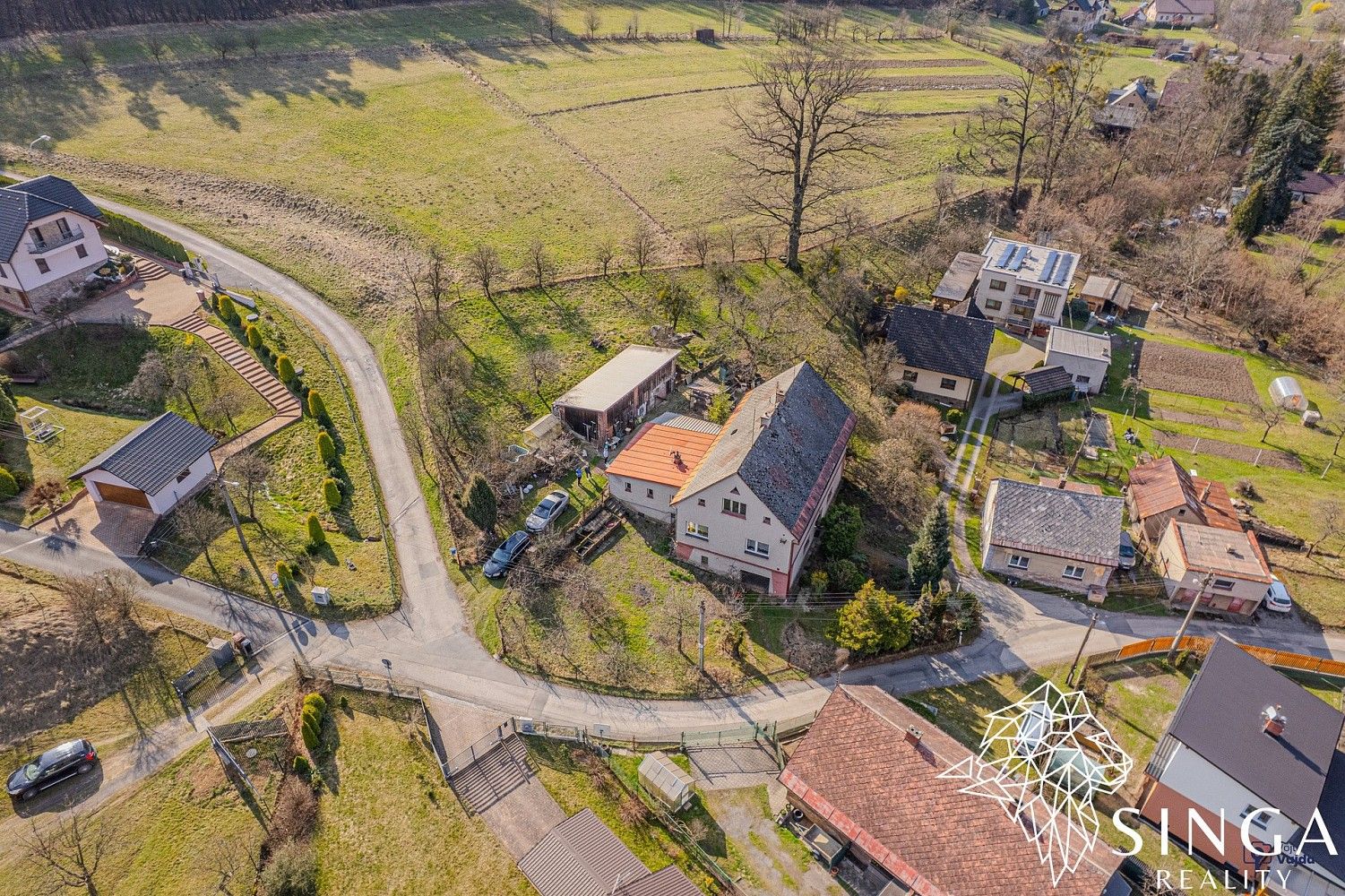 Rodinné domy, Třinec - Dolní Líštná, okres Frýdek-Místek, 288 m² - 2
