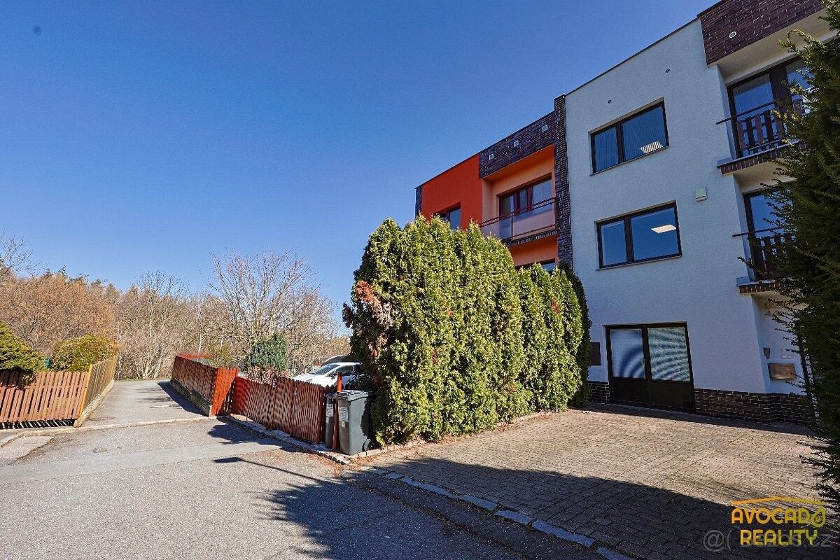 Prodej rodinný dům - Praha, 102 00