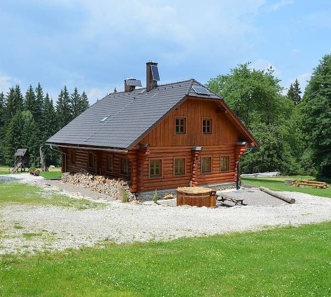 Chaty, Vimperk - Huťský Dvůr, Jihočeský kraj - 1