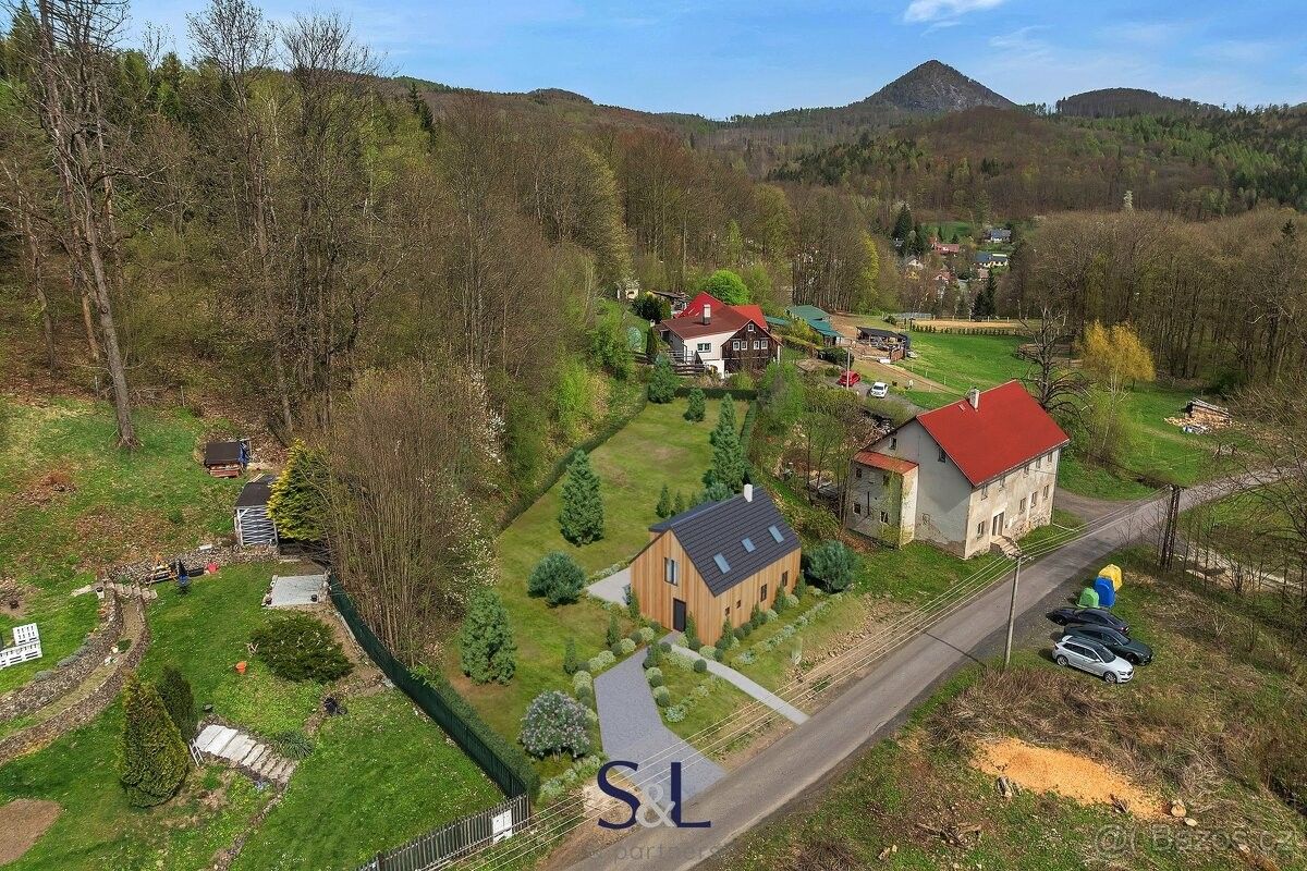 Rodinné domy, Polevsko, 471 16