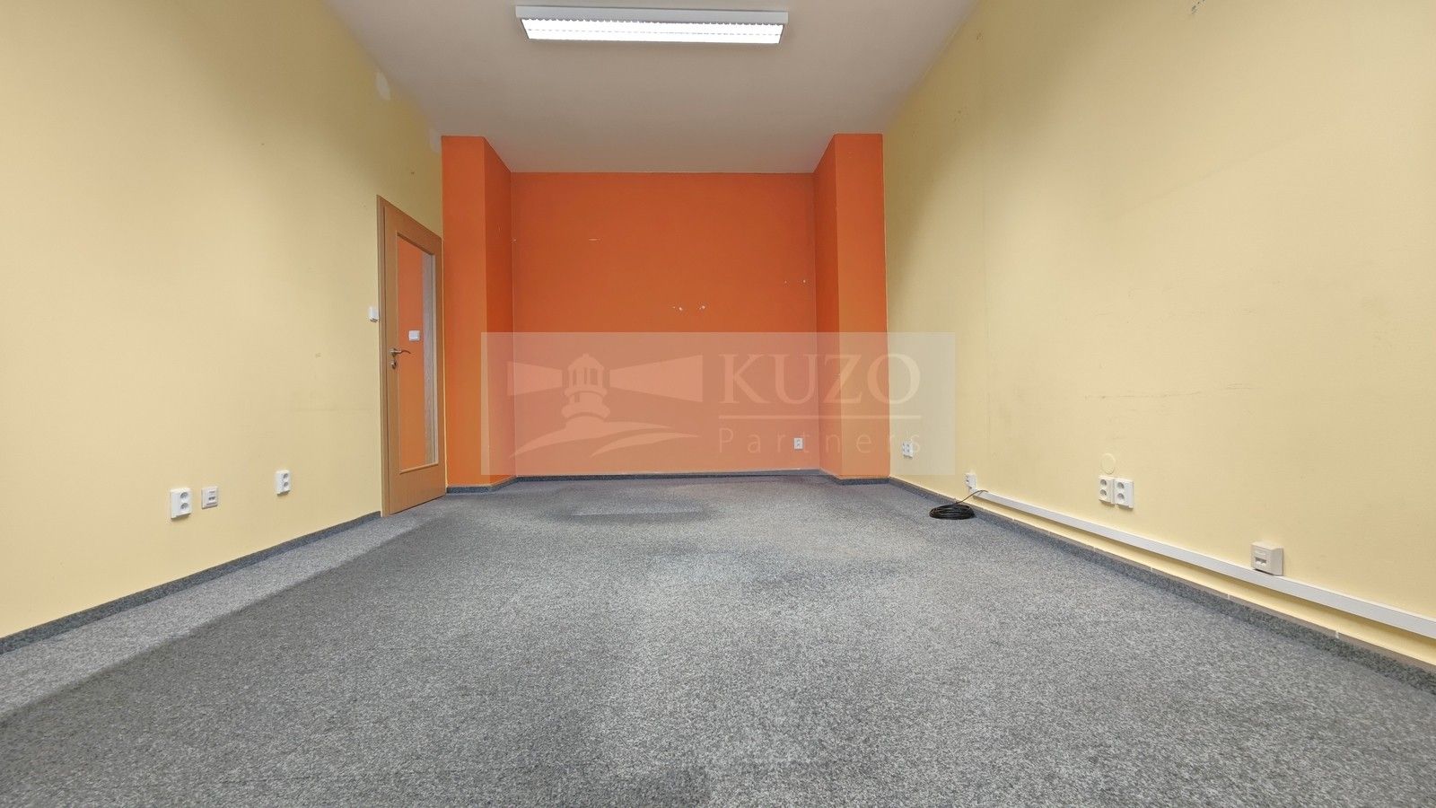 Pronájem kancelář - Chvalovická, Pečky, 71 m²